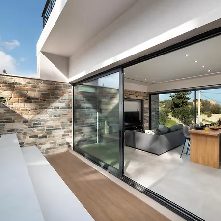 Villa Kallos By Posarellivillas